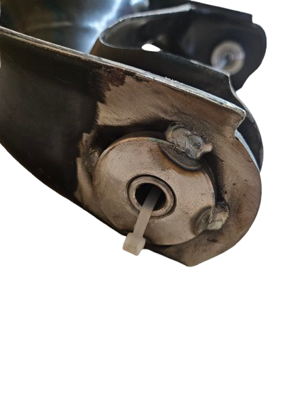 Metric RH Lower Control Arm & Bushings PRESS IN - Kit4